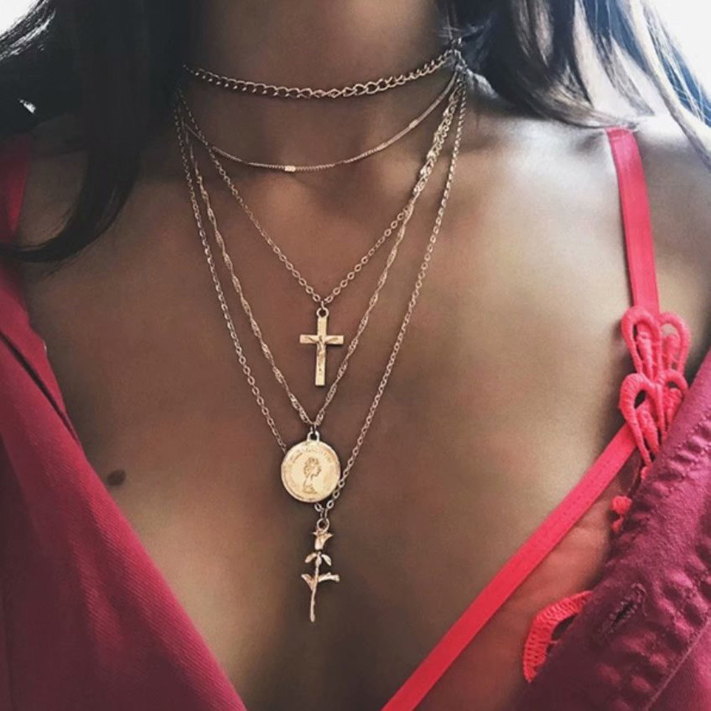 Natural Shell Pendant Necklace for Women Summer Boho Coin Layered Necklace Jewelry Girls Ladies Gift