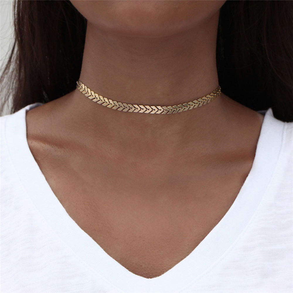 Simple Necklace Double-Layer Fishbone Neck Chain Multi-Layer Collarbone Chain Necklace Clavicle Chain for Women Girls Gift