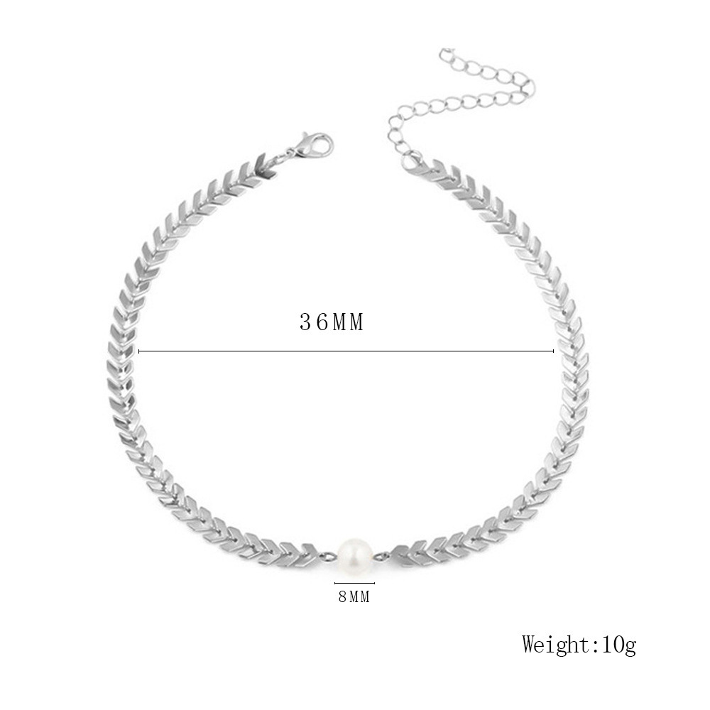 Single Pearl Necklace Choker for Women Black Rhinestone Chain Imitation Pearl Necklace Pendant Adjustable Exaggerated Handmade Beads Jewelry