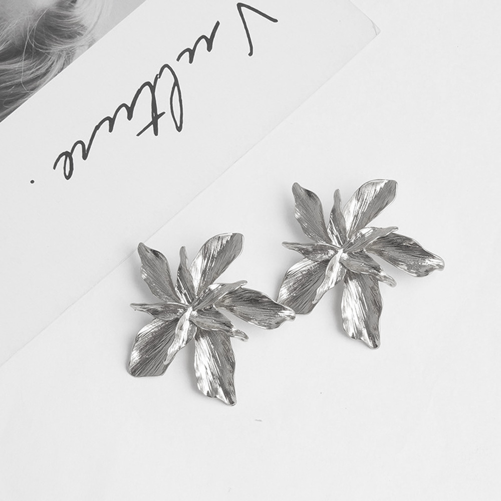 Retro Vintage Alloy Hypoallergenic Flower Rose Statement Party Earrings Stud