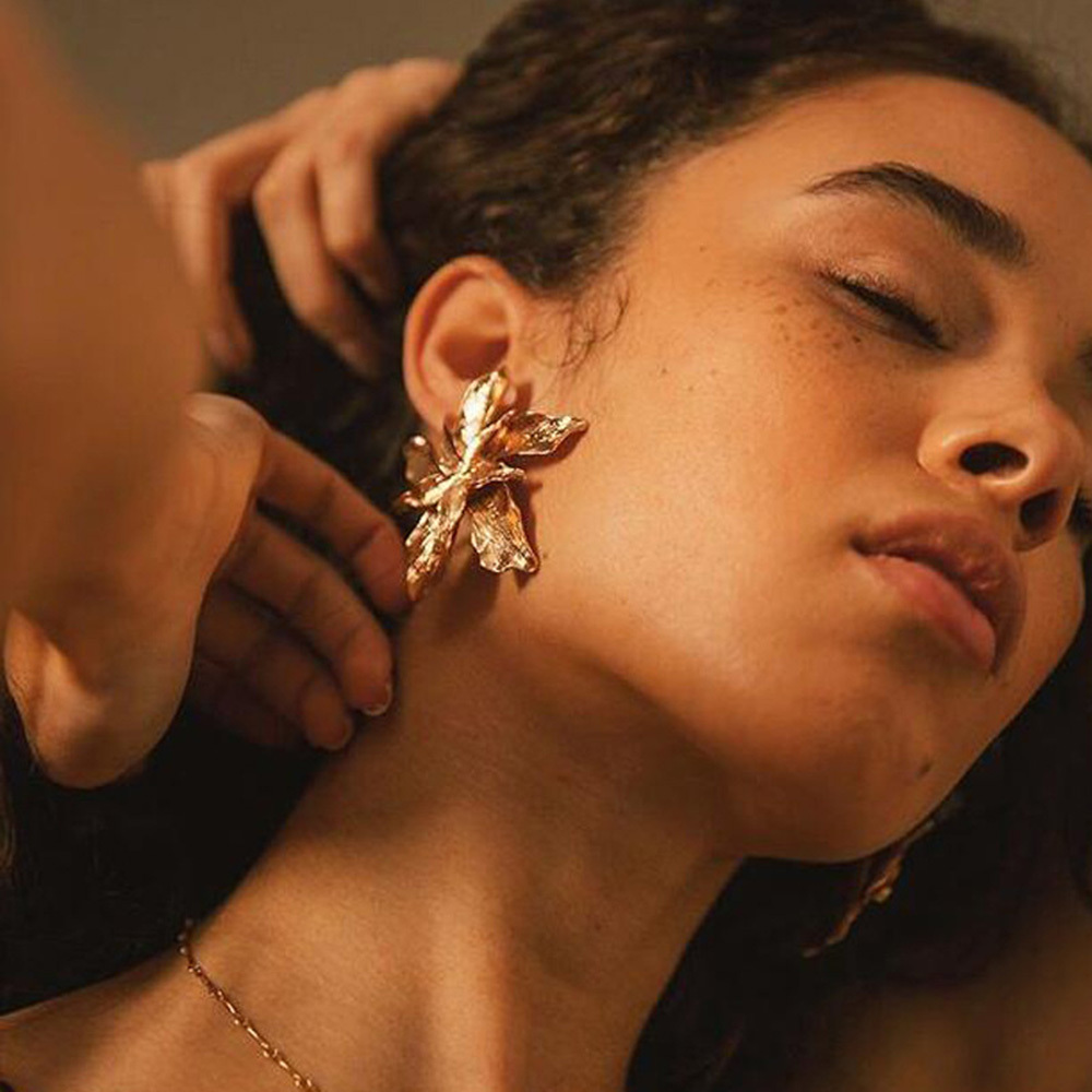 Retro Vintage Alloy Hypoallergenic Flower Rose Statement Party Earrings Stud