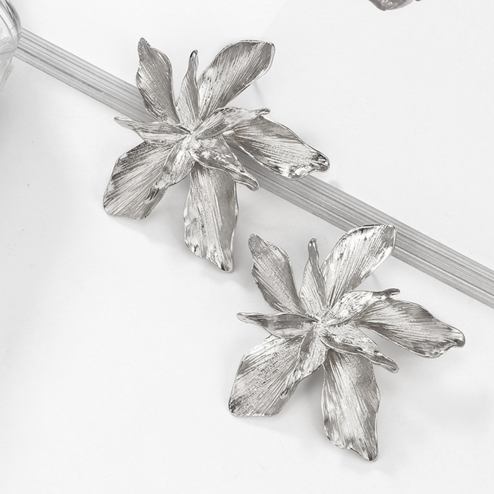 Retro Vintage Alloy Hypoallergenic Flower Rose Statement Party Earrings Stud