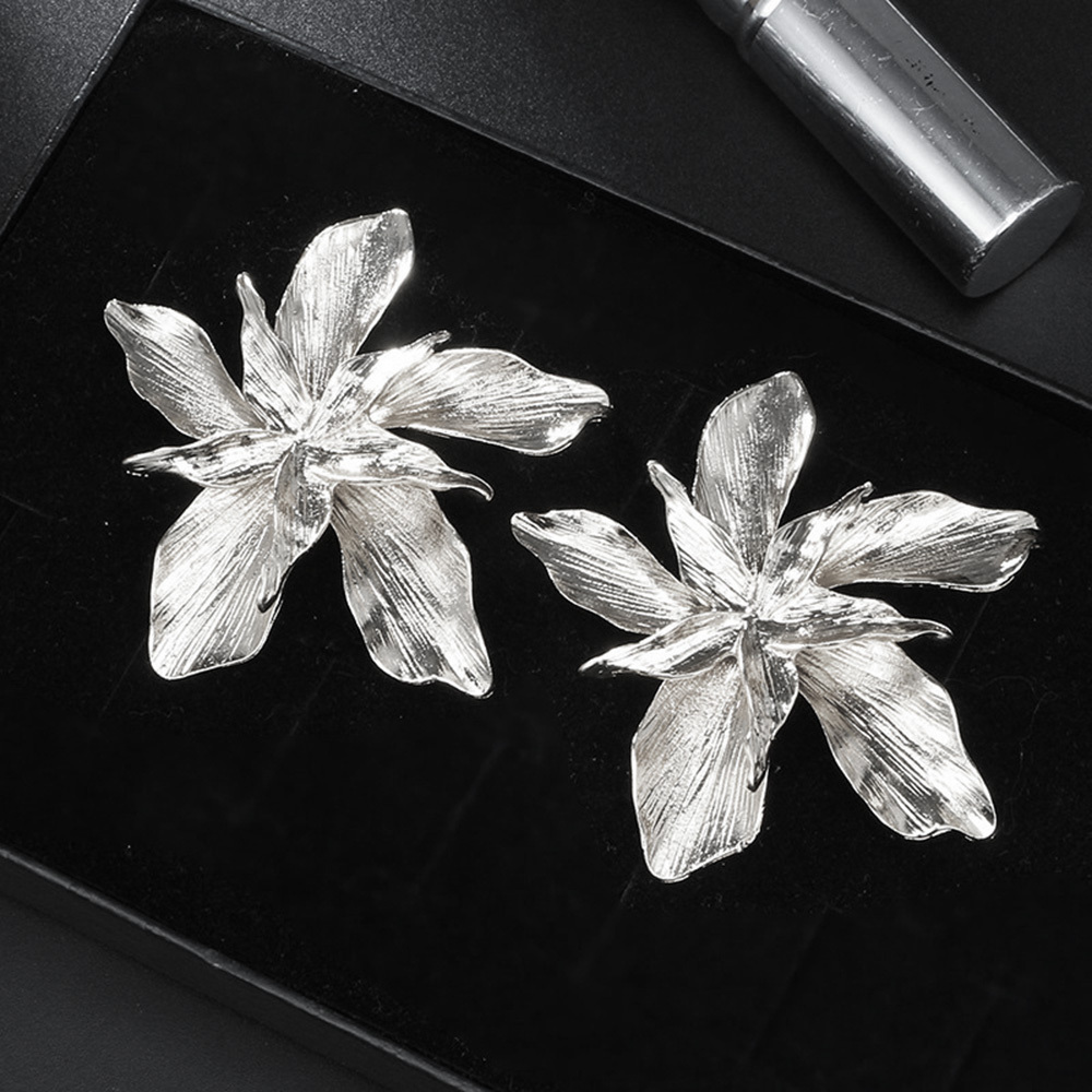 Retro Vintage Alloy Hypoallergenic Flower Rose Statement Party Earrings Stud
