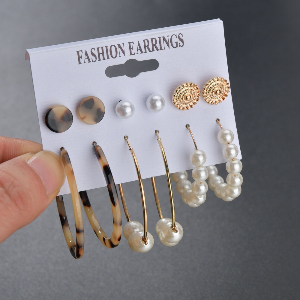 Hand-stitched C-shape acetate plate leopard print combination earrings set