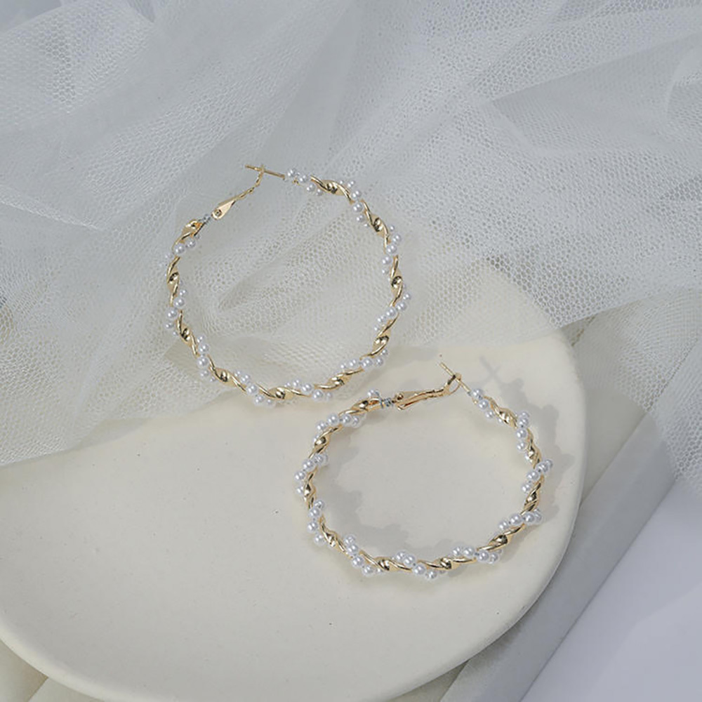 Pearl metal ring earrings with large hoop and no piercings for women's studs