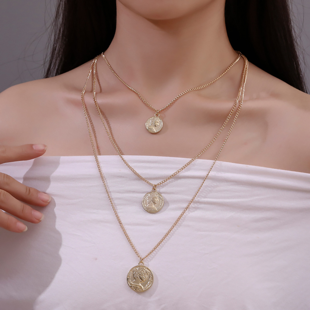 Multi-layer vintage metal necklace, collarbone chain, head coin, three-tier pendant necklace