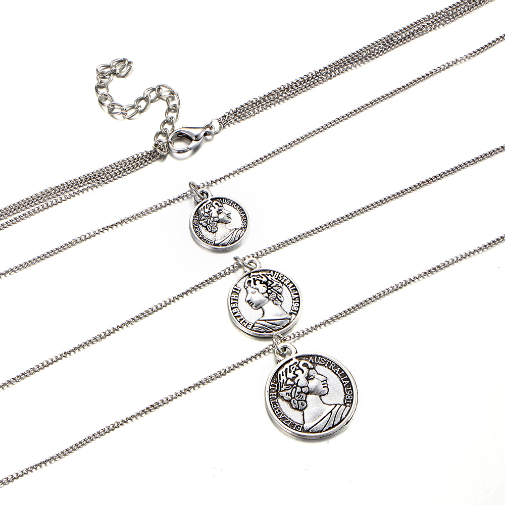 Multi-layer vintage metal necklace, collarbone chain, head coin, three-tier pendant necklace