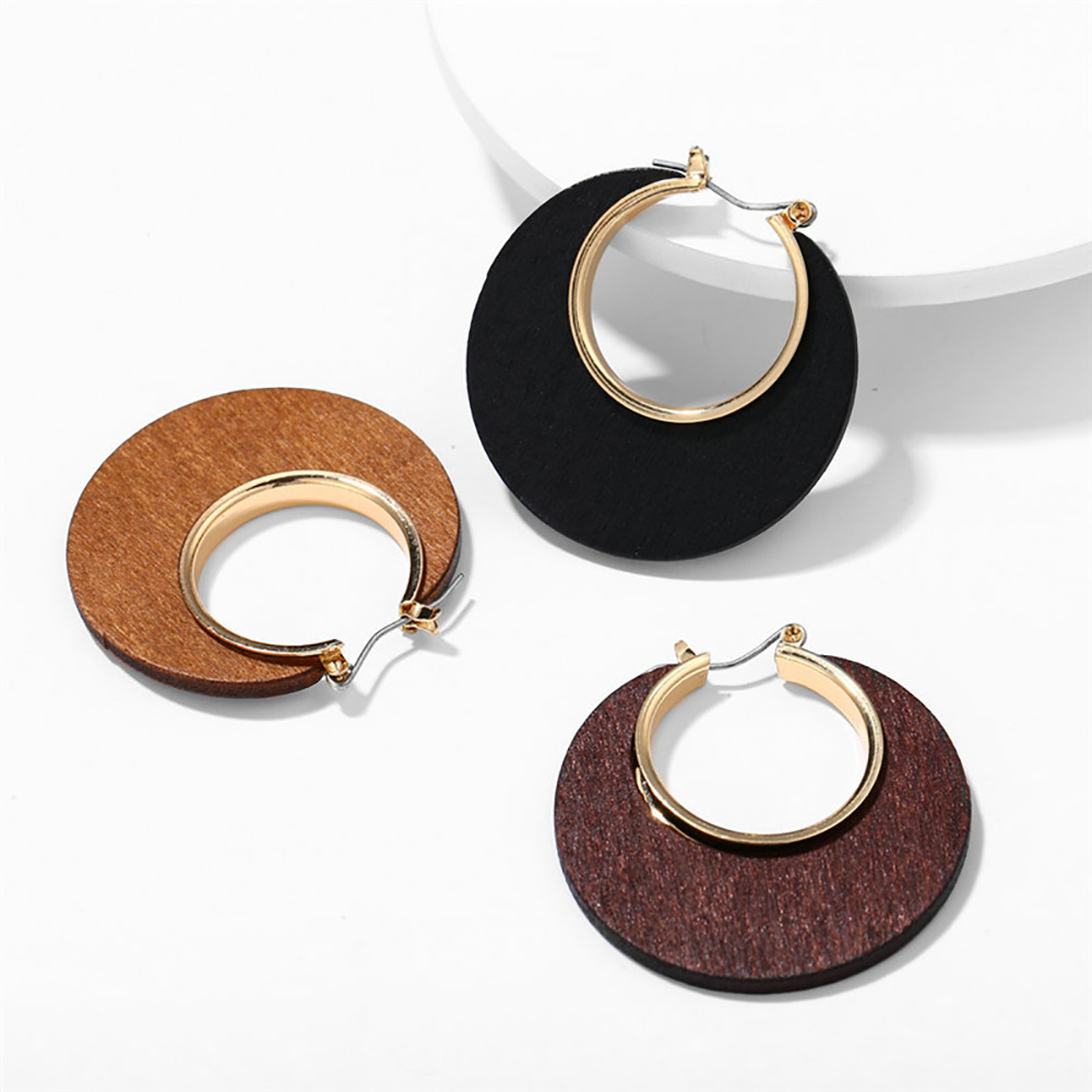 Retro classic solid color geometric C wooden hollow round earrings