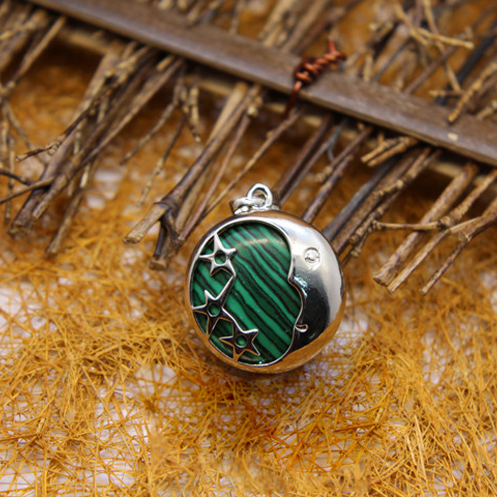 Starmoon Pendant Healing Crystal Pendant Necklace Natural Energy Gem Pendant Necklace