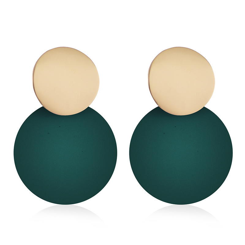 Contrast color geometric round metal earrings with individual studs