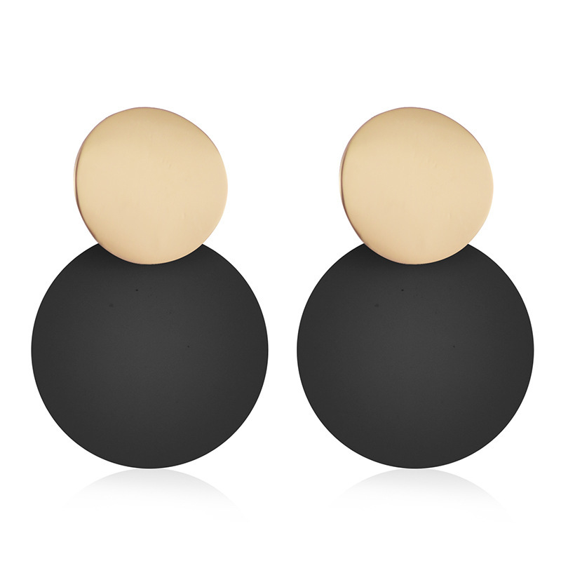 Contrast color geometric round metal earrings with individual studs