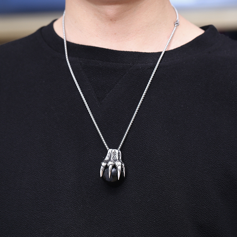 Retro men's titanium steel necklace with five claw inlaid titanium steel pendant necklace with play beads