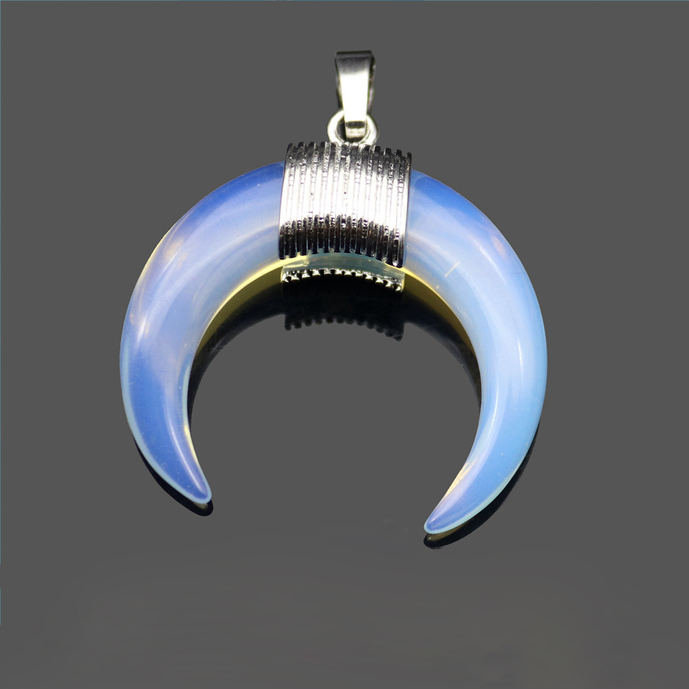 Cresent Moon Horn Pendant Necklaces Women Moon Gothic Choker Necklace