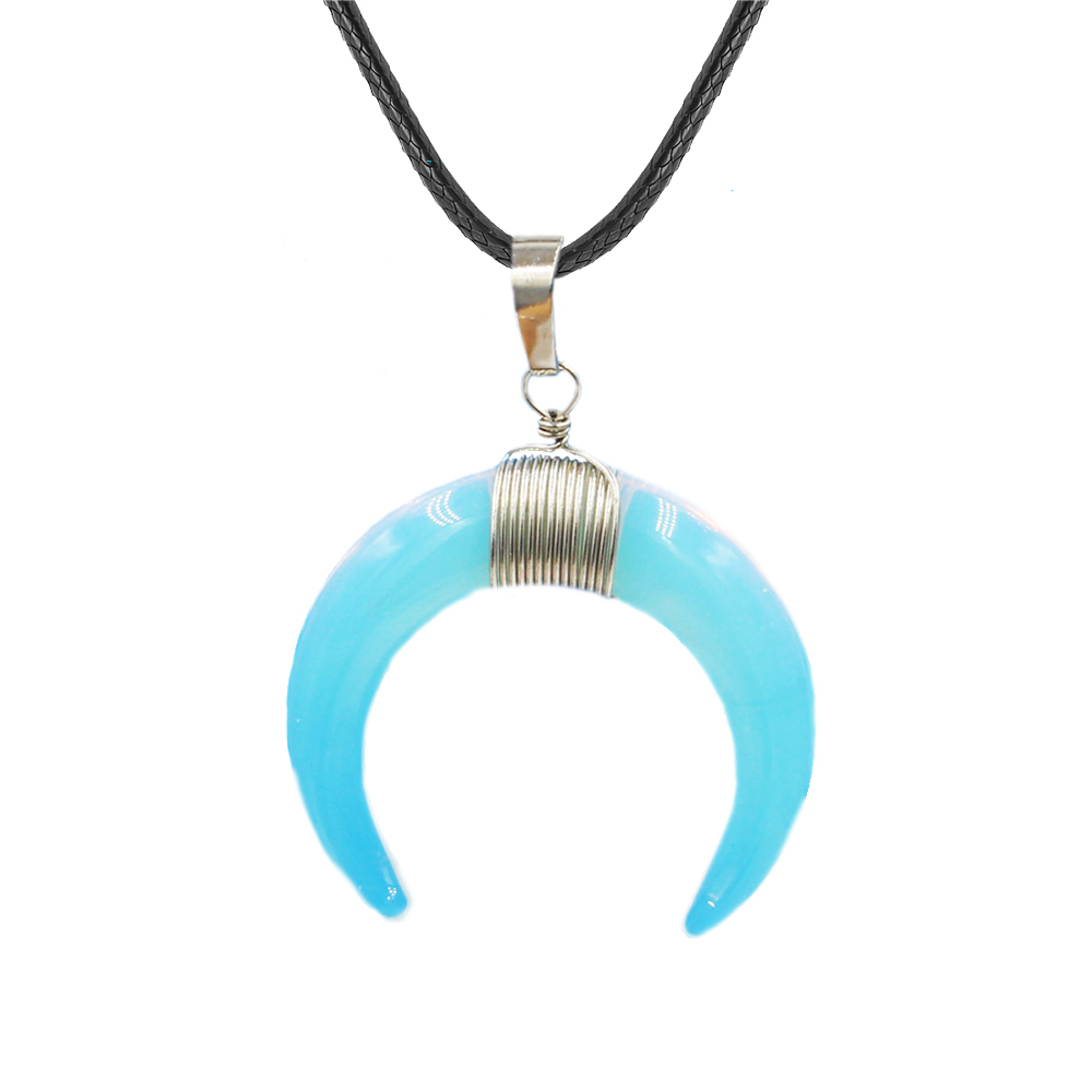 Cresent Moon Horn Pendant Necklaces Women Moon Gothic Choker Necklace