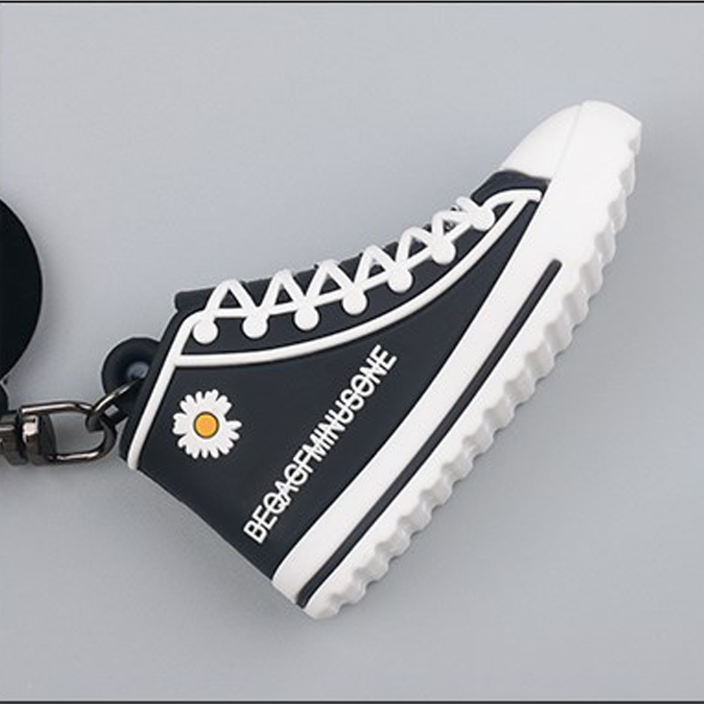 Cartoon Daisy key chain canvas shoe key chain bag pendant gift