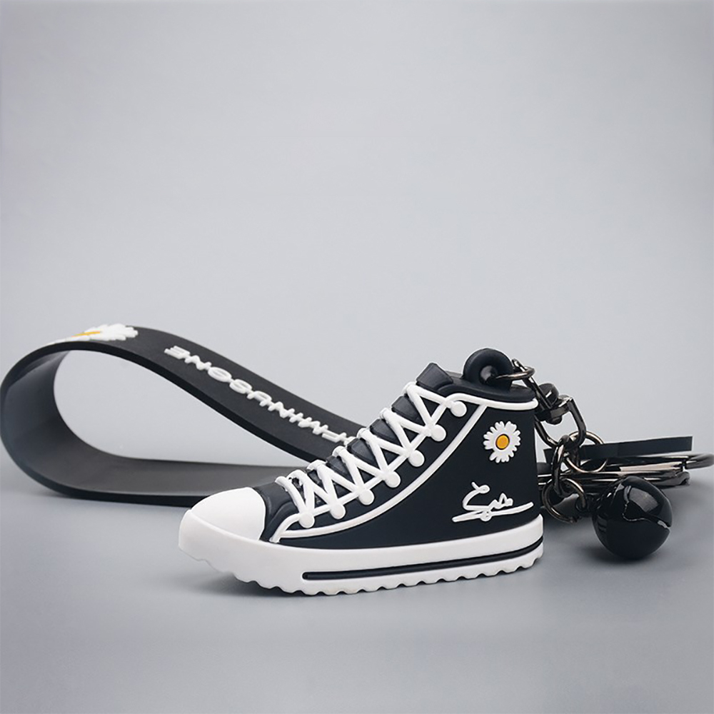 Cartoon Daisy key chain canvas shoe key chain bag pendant gift