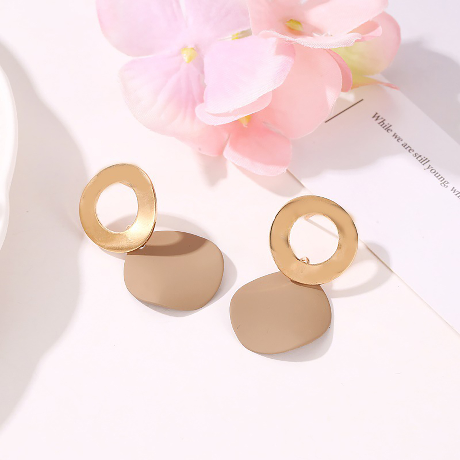 Simple metal ring stud geometrical disk earrings