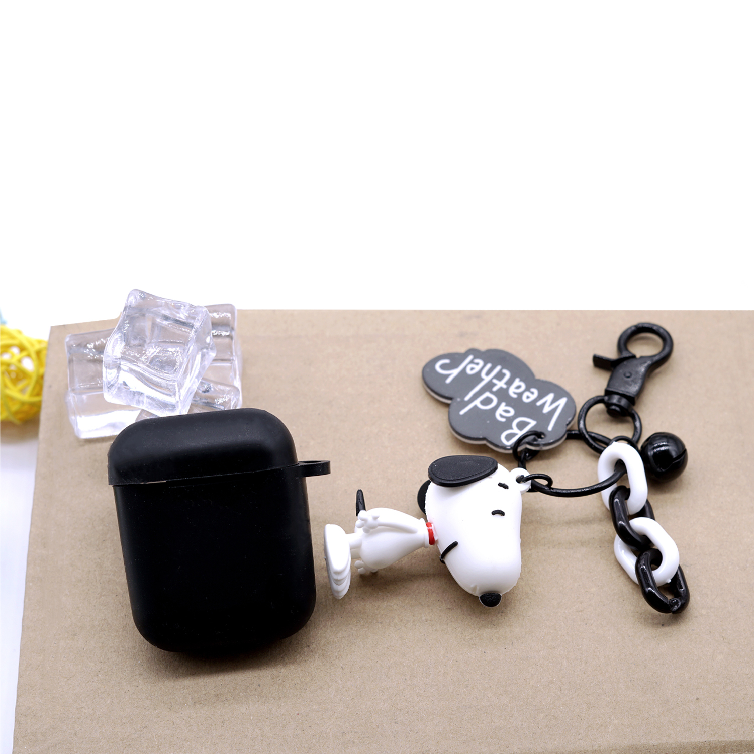 Snoopy Charlie Airpods2 Protective Case Loving Anti-Loss Wireless Ear Case Key Ring