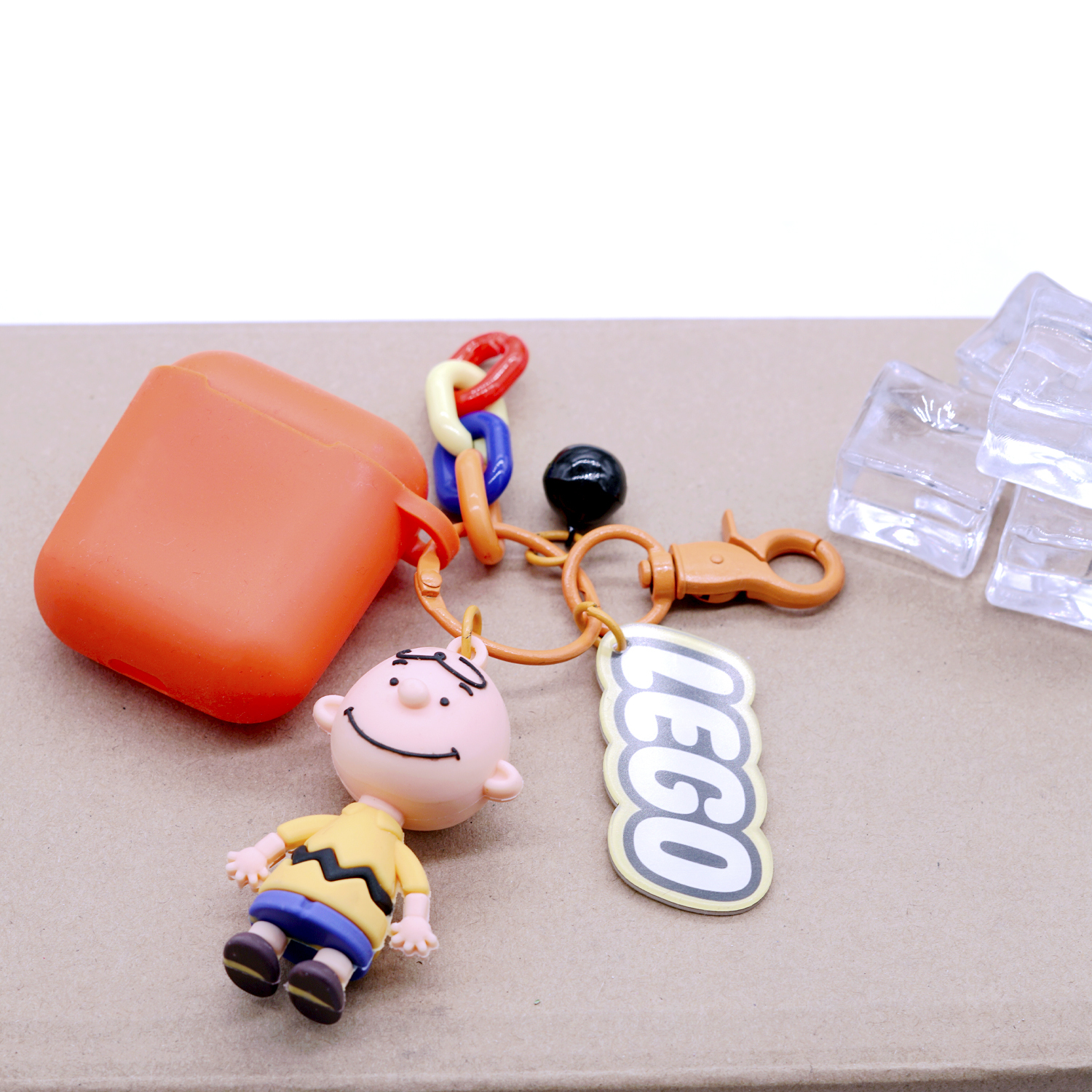 Snoopy Charlie Airpods2 Protective Case Loving Anti-Loss Wireless Ear Case Key Ring
