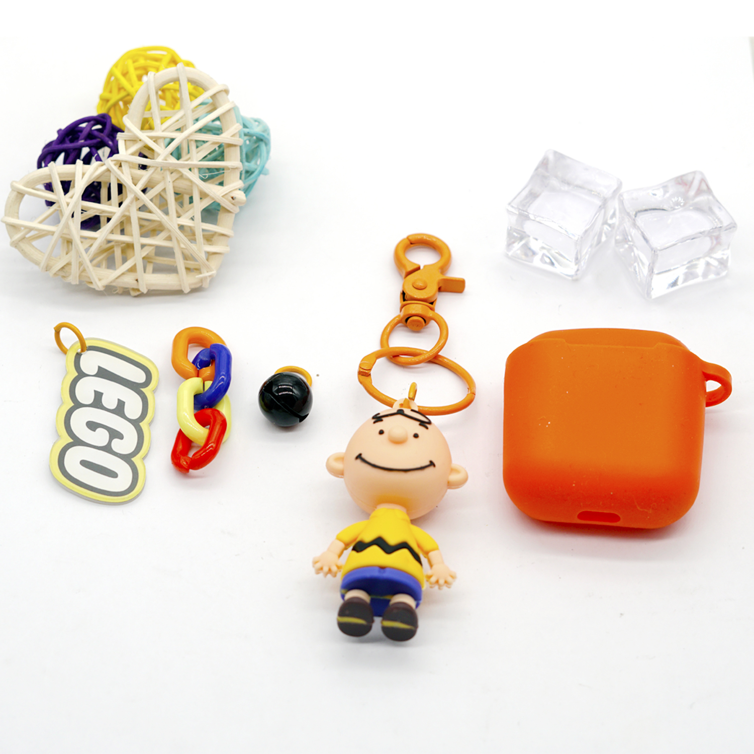 Snoopy Charlie Airpods2 Protective Case Loving Anti-Loss Wireless Ear Case Key Ring