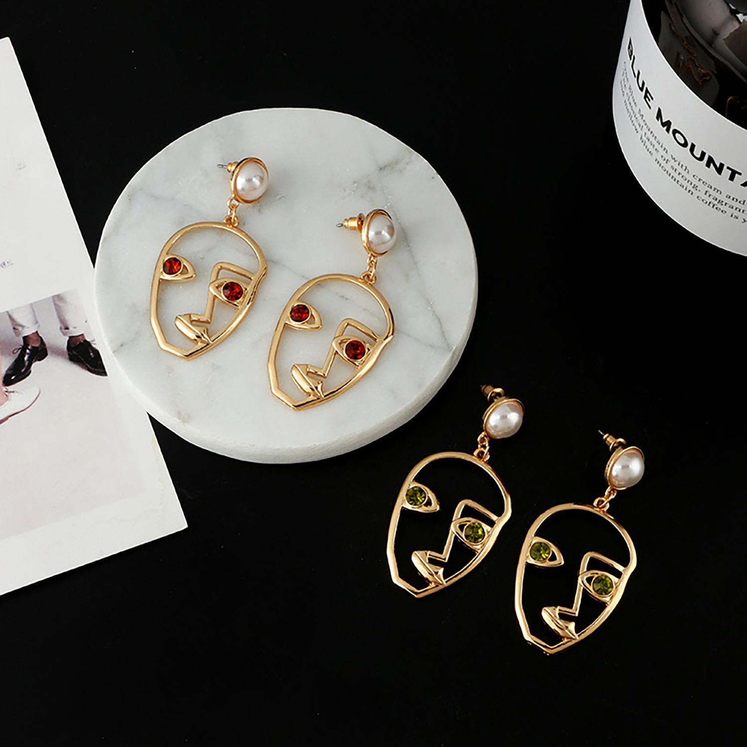 Abstract smiley face pearl set diamond geometry earrings face studs