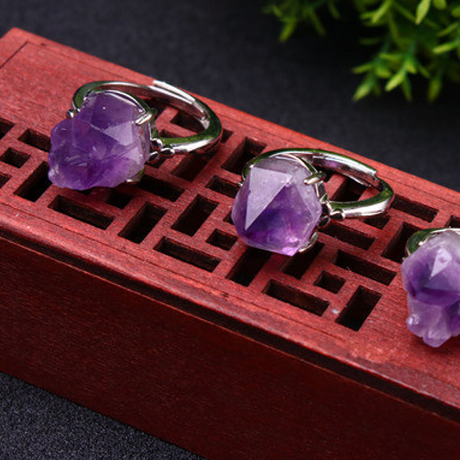Adjustable Amethyst Ring Healing Stone Jewelry Material Quartz Crystal Ring Girl