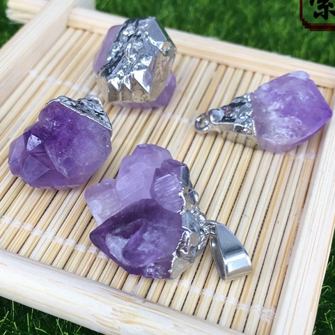 Irregular amethyst pendant necklace, perfect for any occasion