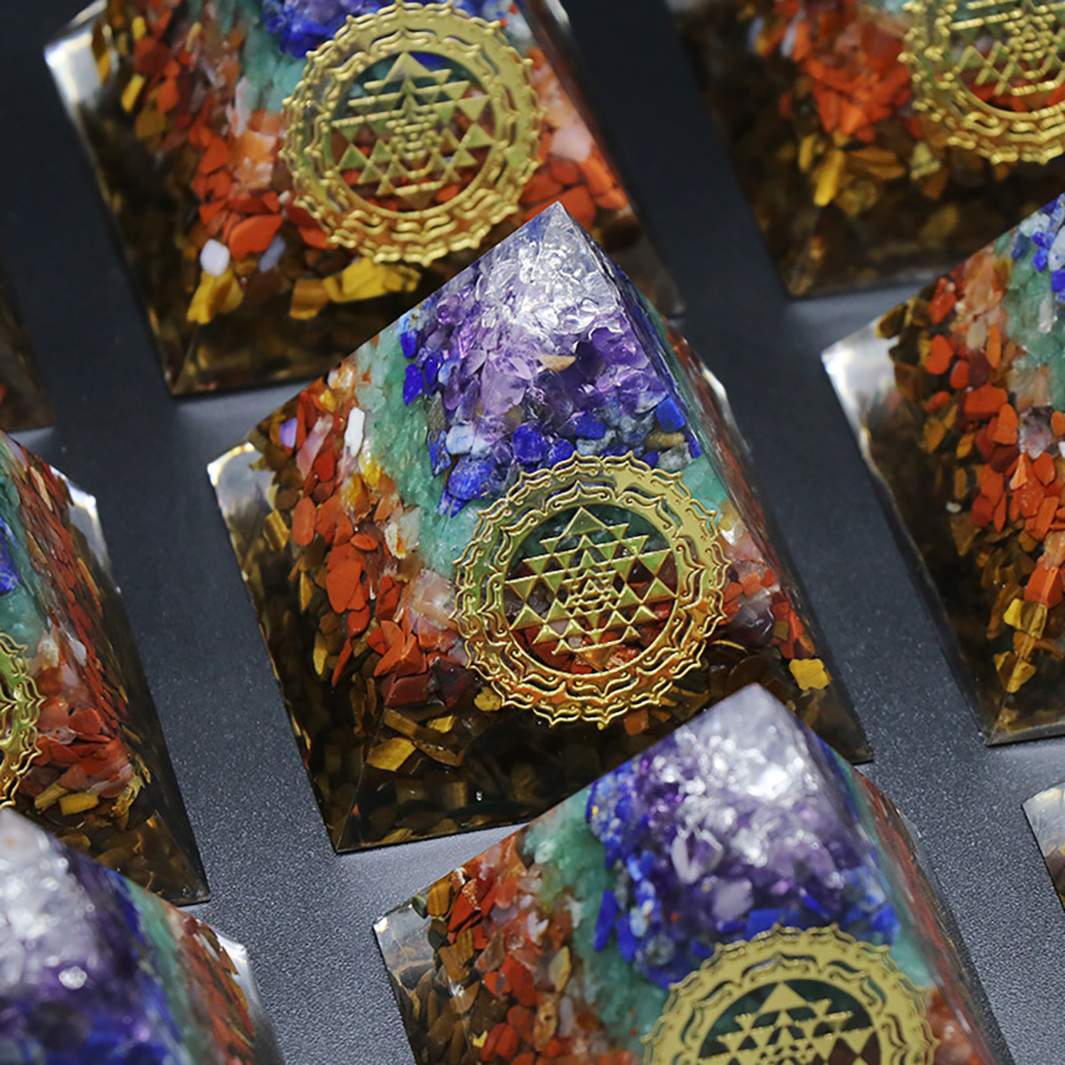Seven chakra oken pyramid ornaments seven color crystal resin pyramid meditation meditation healing