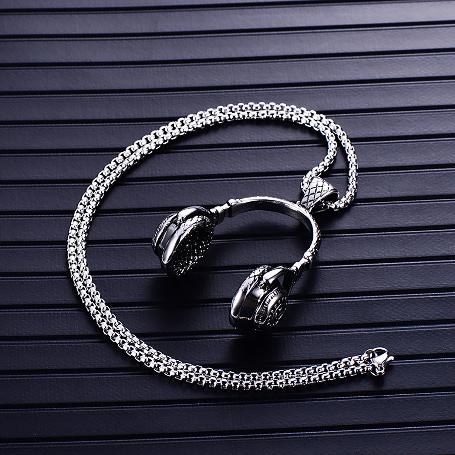 Men's Stainless Steel Music Headset DJ Headphone Pendant Biker Necklace, Gold/Black/Silver