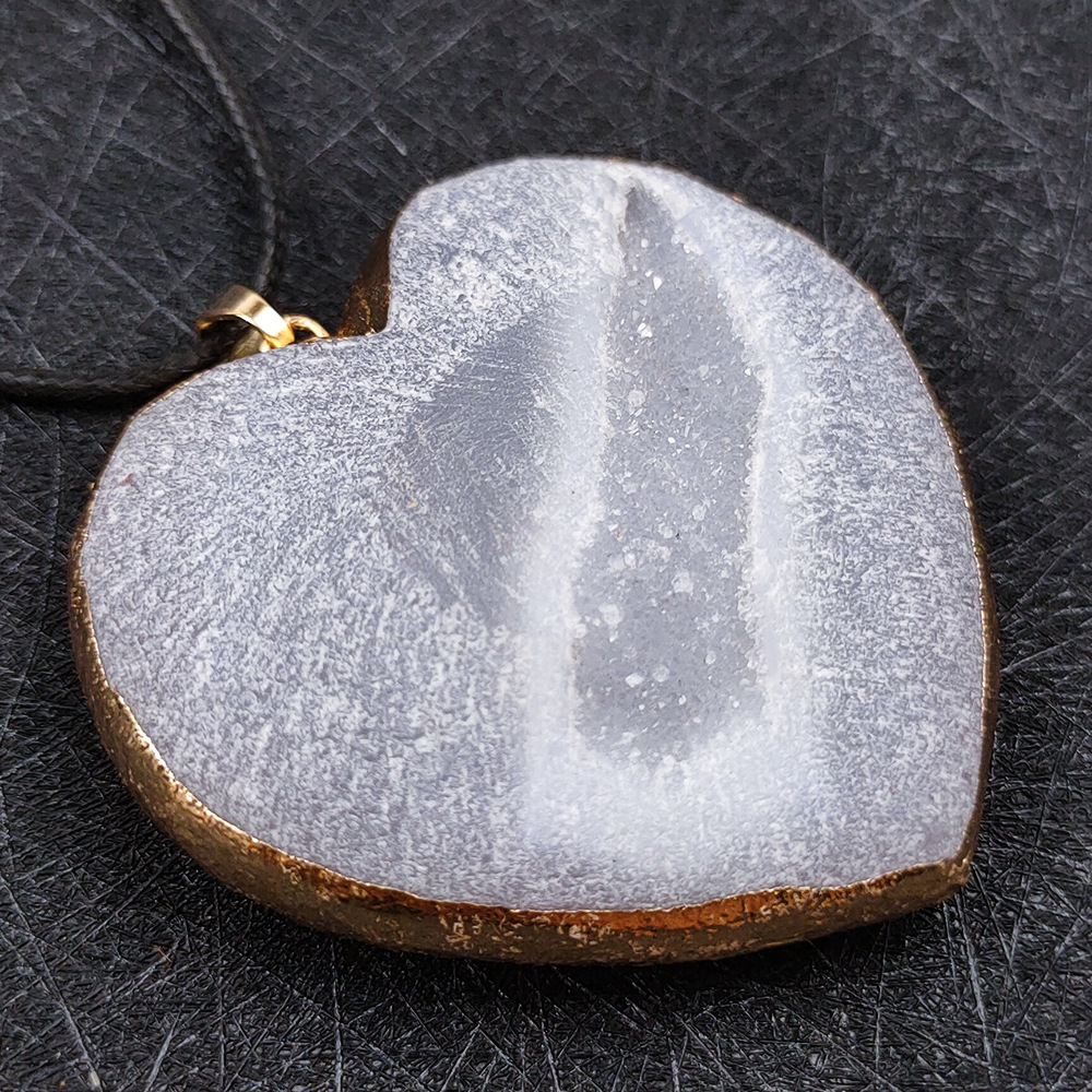 Handmade Craved Druzy Agate Cave Pendant Necklace Heart Star Moon Pendant Jewelry