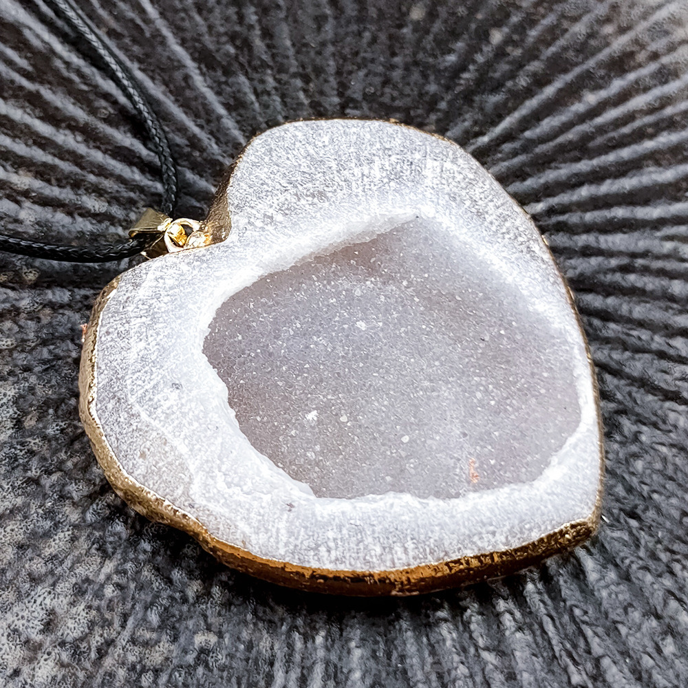 Handmade Craved Druzy Agate Cave Pendant Necklace Heart Star Moon Pendant Jewelry