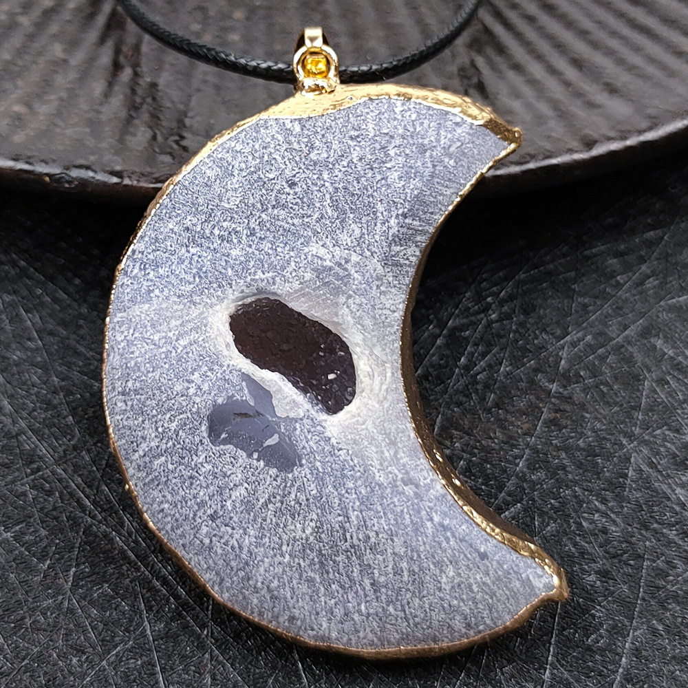 Handmade Craved Druzy Agate Cave Pendant Necklace Heart Star Moon Pendant Jewelry