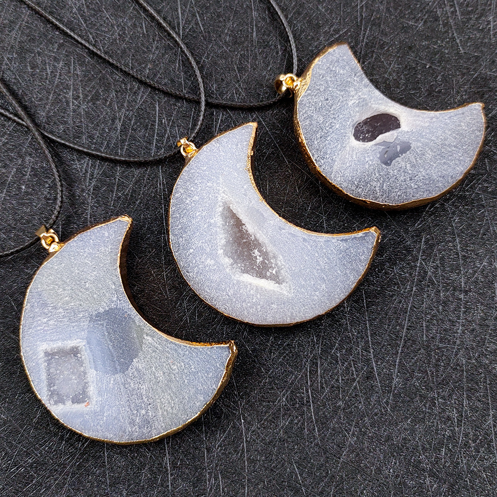 Handmade Craved Druzy Agate Cave Pendant Necklace Heart Star Moon Pendant Jewelry