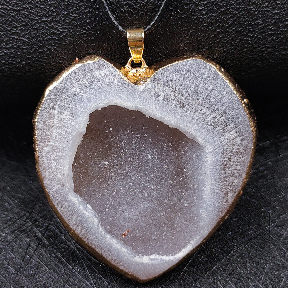 Handmade Craved Druzy Agate Cave Pendant Necklace Heart Star Moon Pendant Jewelry