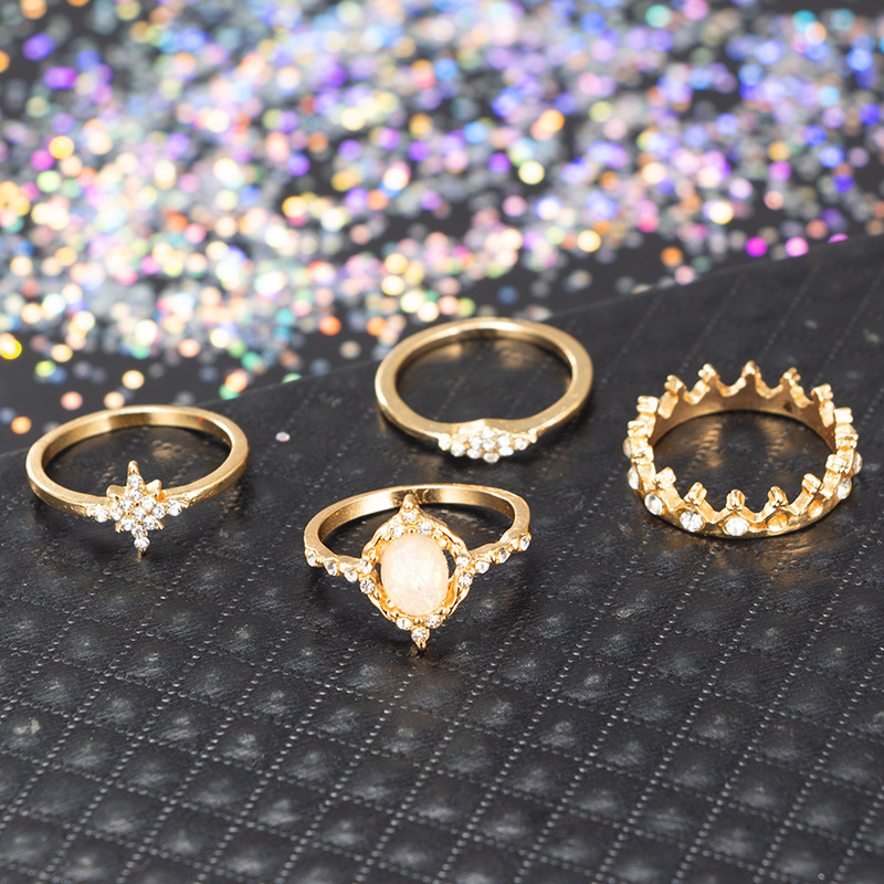 Boho Silver Star Moon Knuckle Ring Set for Women Teen Girls,Vintage Crystal Stackable Midi Finger Rings