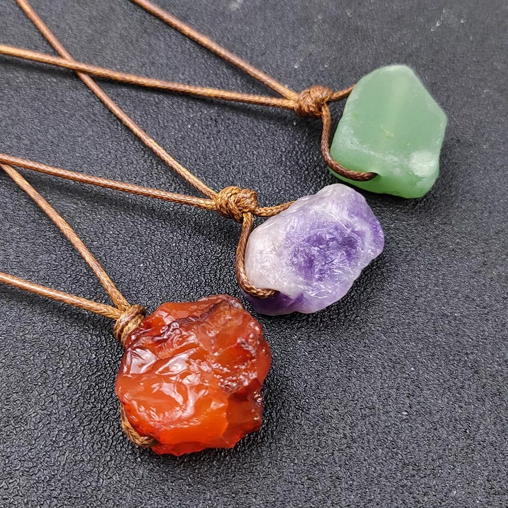 Natural Raw Gemstone Necklace with Adjustable Leather Chain tumbled Rock Crystal Choker for women Men