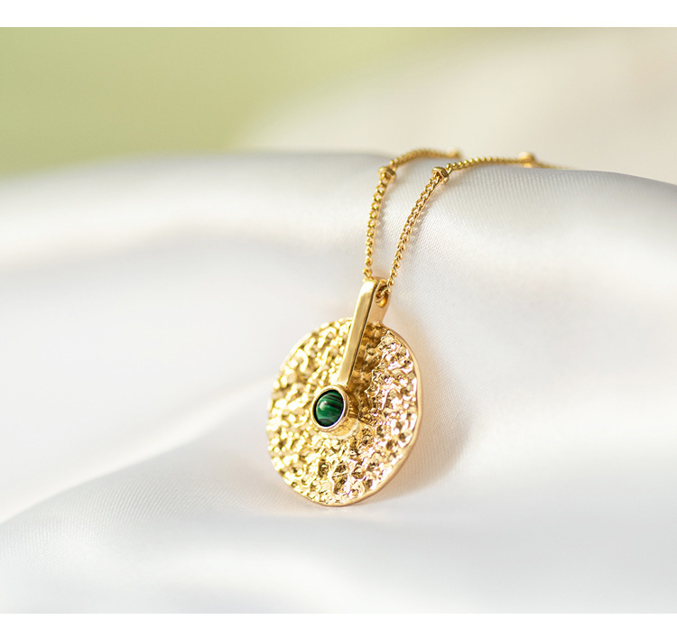 Gold Metal Round Disc Pendant Necklace for Women Girls Natural Malachite Coin Choker Jewelry