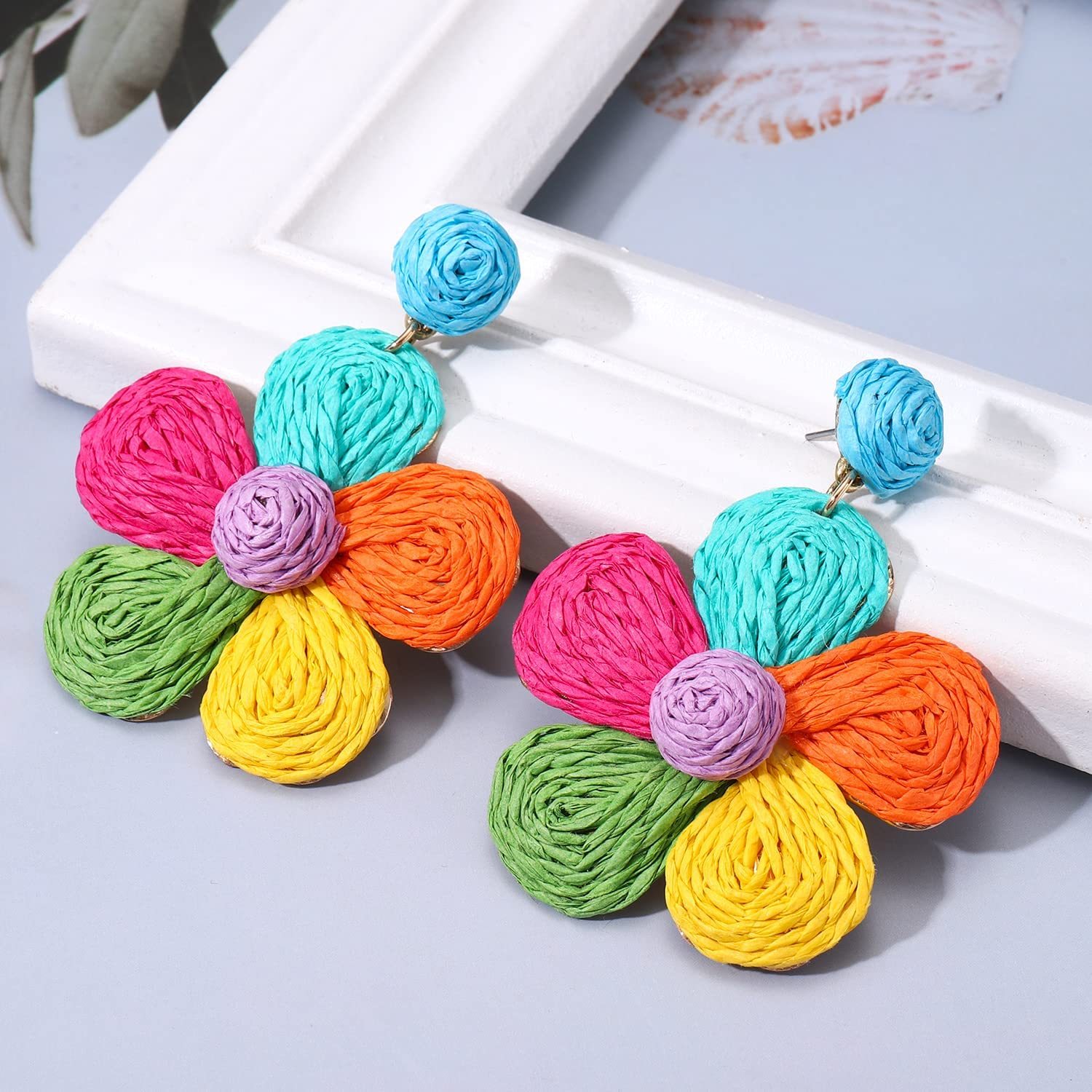 Raffia Earring Boho Handmade Woven Straw Rattan Flower Drop Earrings Geometric Lantern Dangle Earrings for Women Girls Summer Beach Jewelry