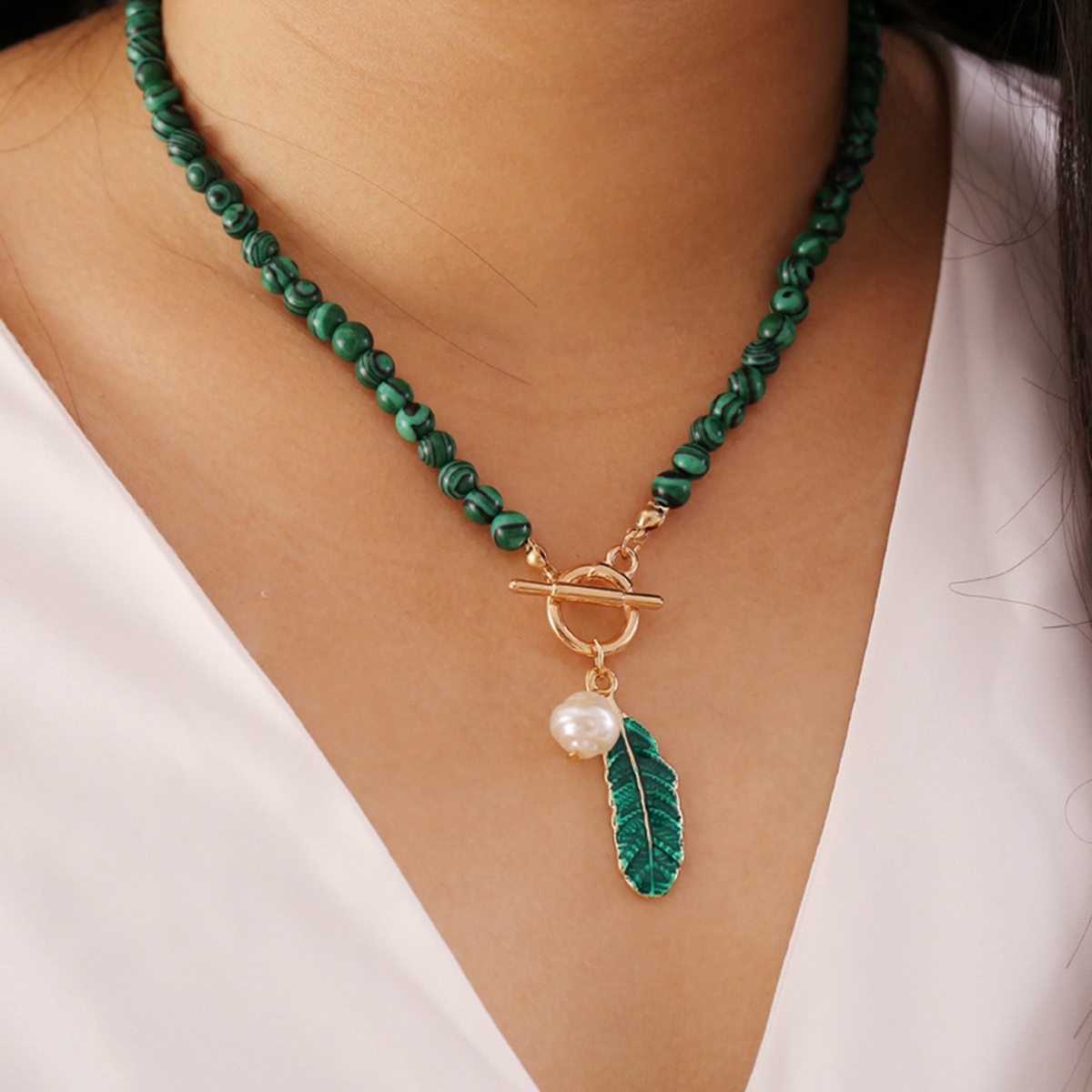 Vintage Geometric Aangel Pendant Love Necklace Baroque Irregular Pearl Lock Chains Necklace For Women Punk Necklace Jewelry