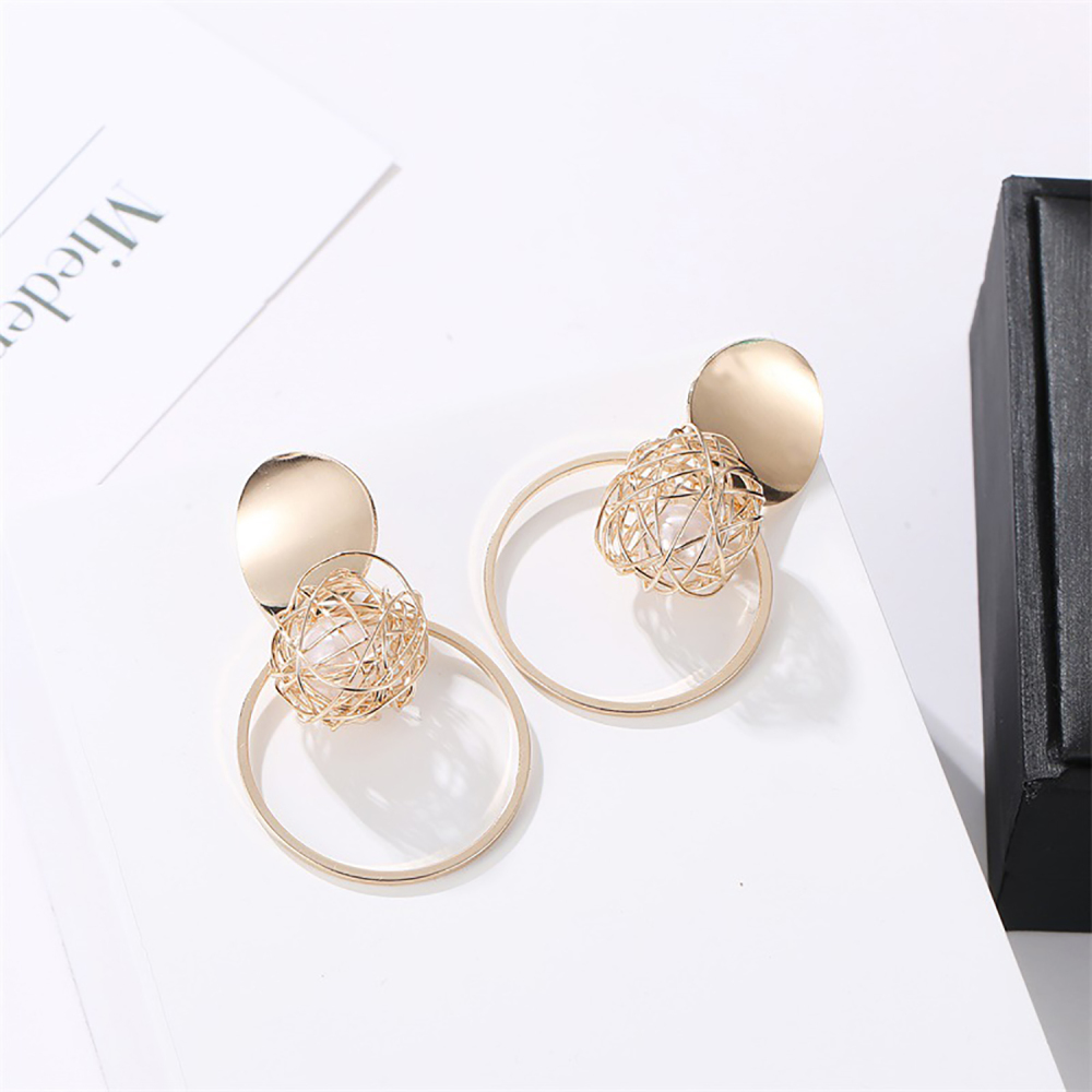 Styles Mosquito Repellent Incense Plate Ear Clip Female Pearl Earrings Hanging Metal Letter Bone Spiral Spring