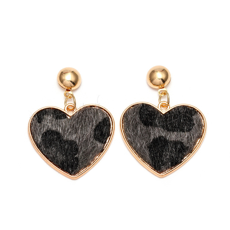 New Arrival  Horsehair Plush Animal Leopard Print Earrings Heart Shape Stud Earring For Women