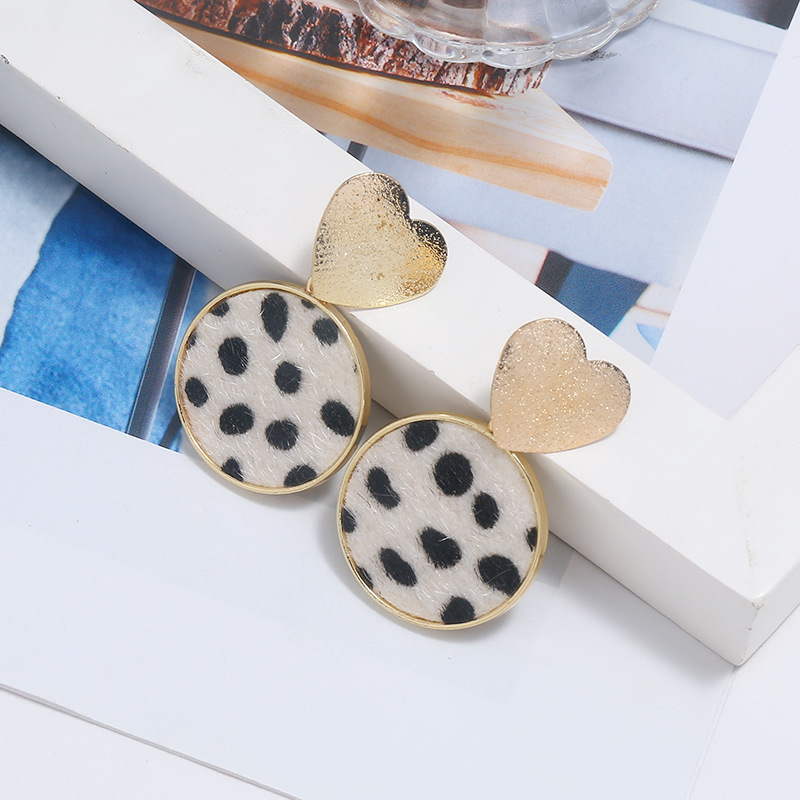 Wholesale Imitation Horsehair Leopard Print Leather Patch Earring Alloy Gold Heart Earrings 3 Colors Options