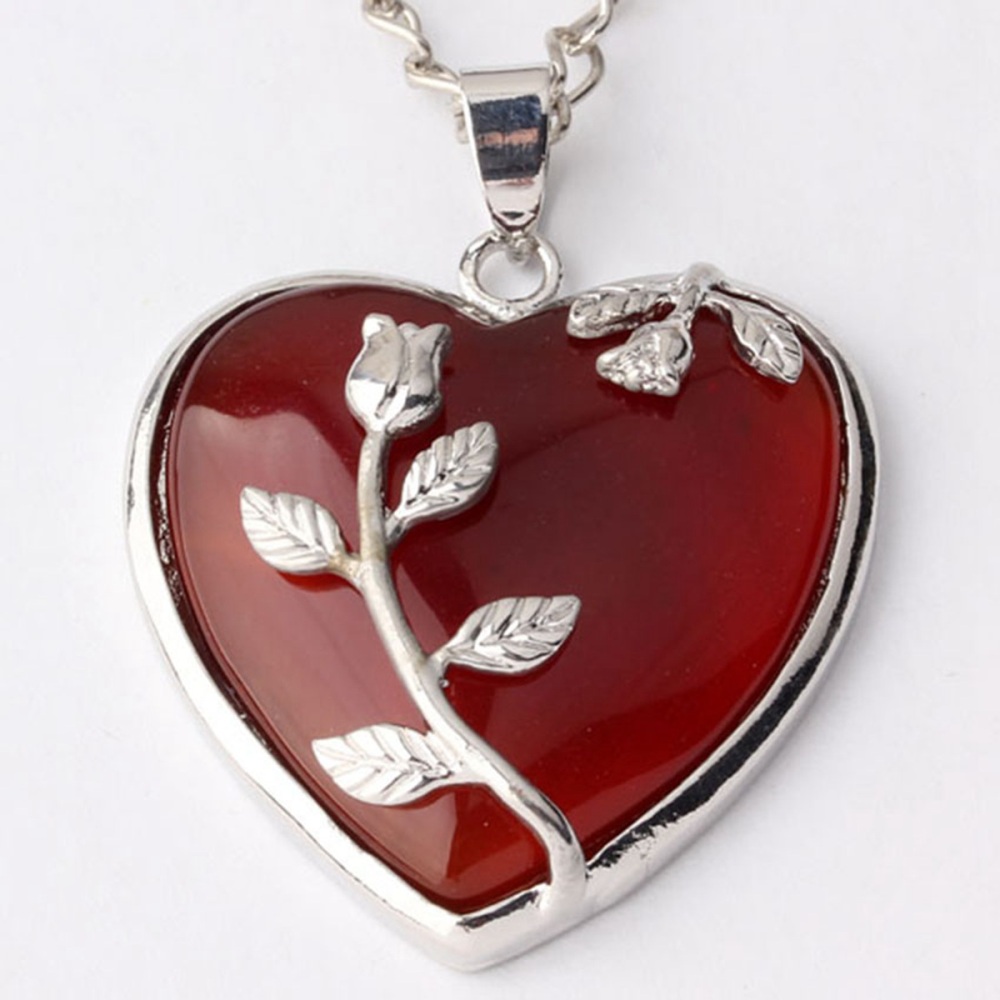 Natural Healing Crystals Heart Pendant Necklaces Reiki Quartz Gemstone Jewelry Flower Wrap Crystal Pendant for Womens Girls