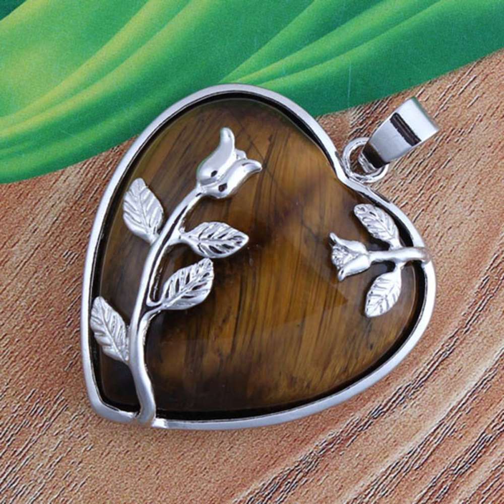 Natural Healing Crystals Heart Pendant Necklaces Reiki Quartz Gemstone Jewelry Flower Wrap Crystal Pendant for Womens Girls
