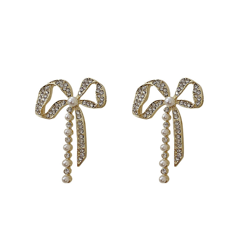 Vintage Pearl Drop Dangle Bowknot Earrings Lightweight Cute Bow Earrings Fashion Statement Ear Jewelry for Women Girls