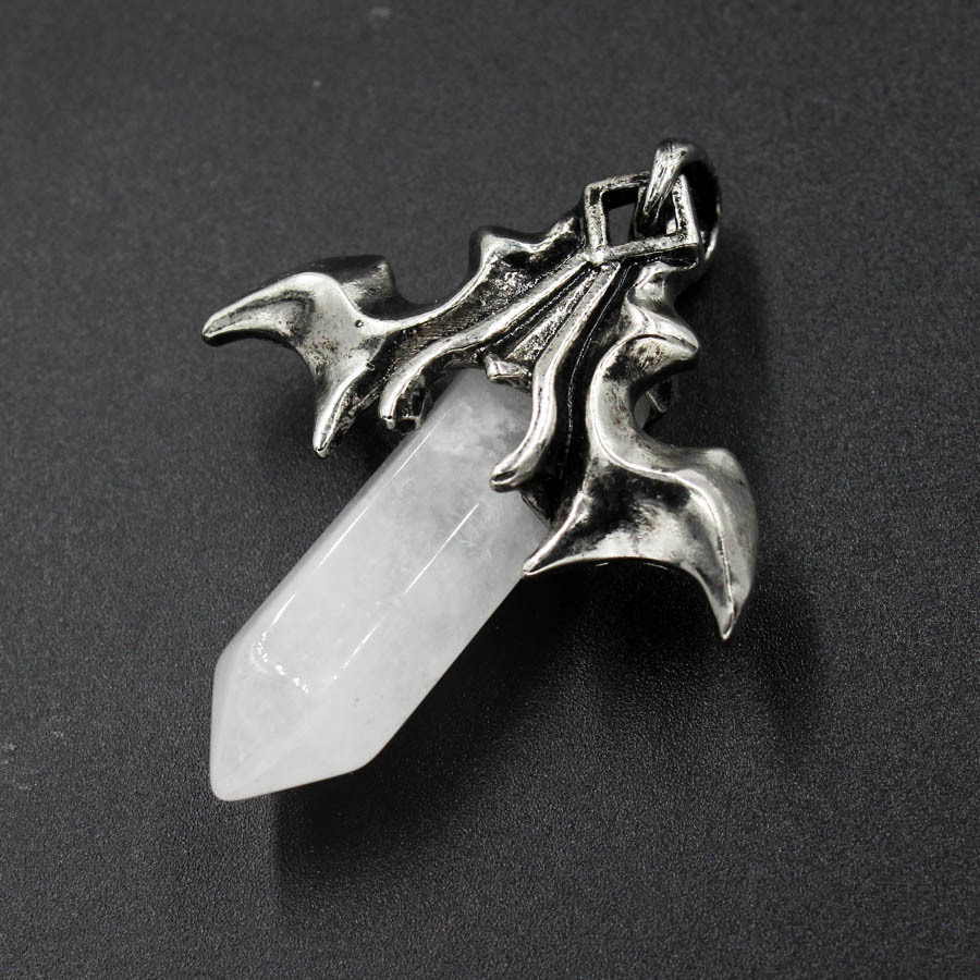 1 Pc Bat Crystal Pendant Necklace Spiritual Energy Healing Hexagonal Gemstone Jewelry for Men Women