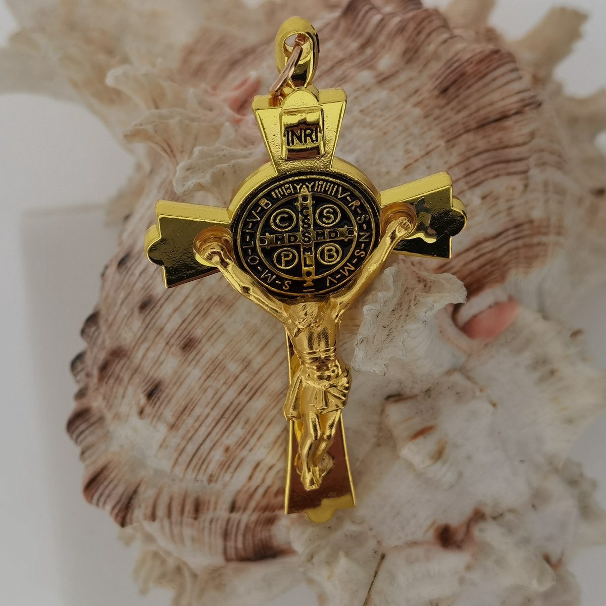 1 Pc Jesus Crucifix Pendant KeyChain INRI Saint Cross Keyring Charm