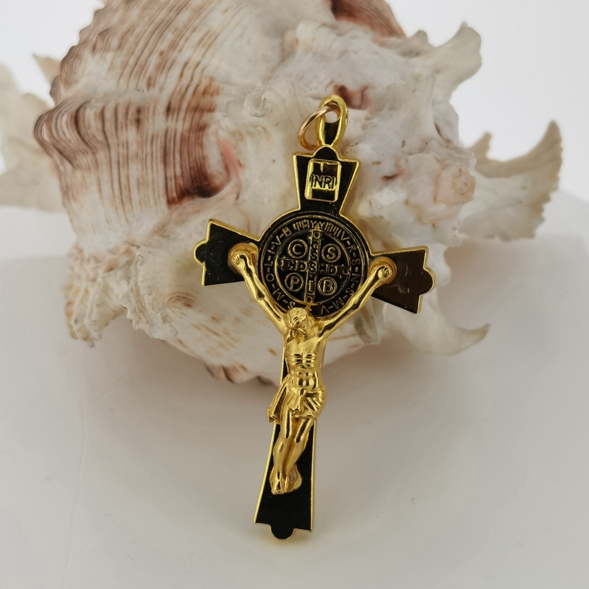 1 Pc Jesus Crucifix Pendant KeyChain INRI Saint Cross Keyring Charm