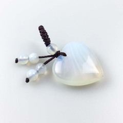 Syn. Opalite