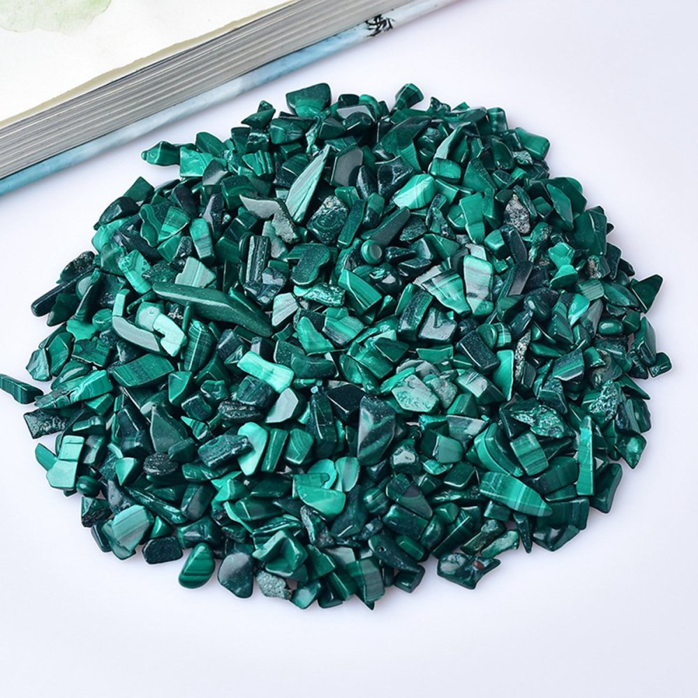 100 Gram Tumbled Malachite Chips Crushed Gemstone Perfect for Home Decoration & Decor Jewelry Making Chakra Healing Meditation Wicca Vases & Plants - Irregular Shaped Pieces